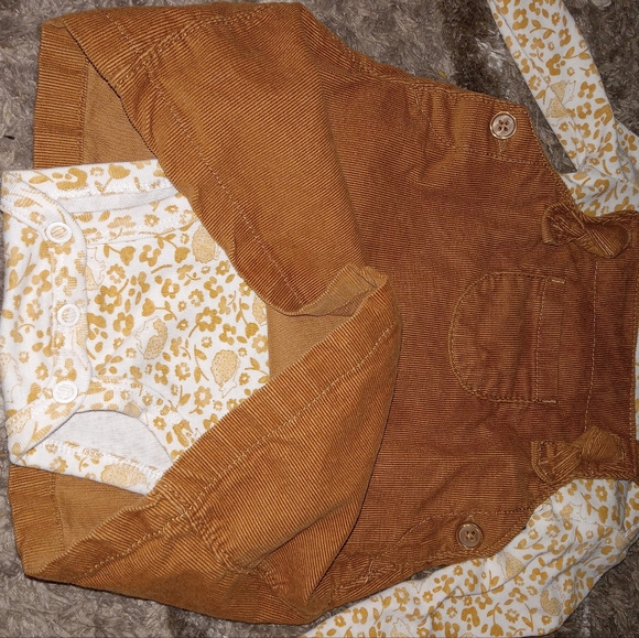 Carters 9m long-sleeved corduroy dress - Picture 4 of 4